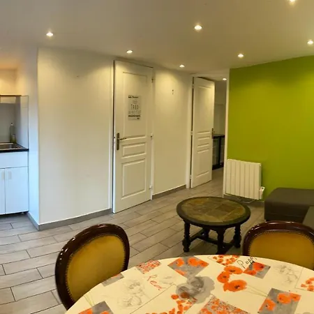 Apartamento Appt F2 Bis Entiere Avec Parking A Jardin Des Plantes, *