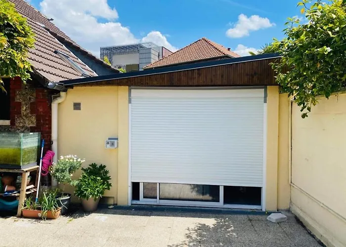 Appt F2 Bis Entiere Avec Parking A Jardin Des Plantes,